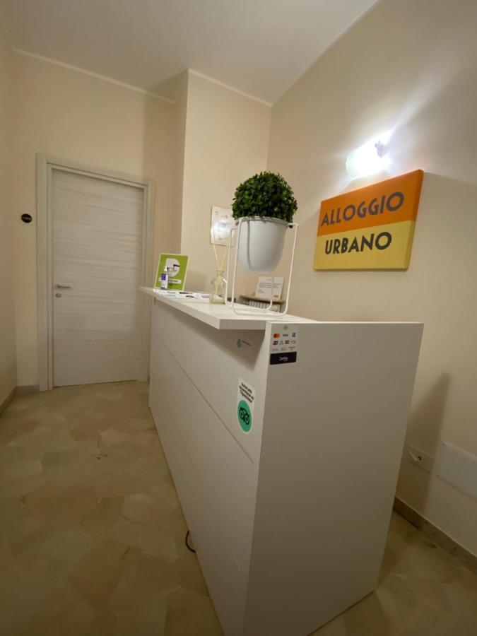 Alloggio Urbano - Stazione 特尔尼 外观 照片